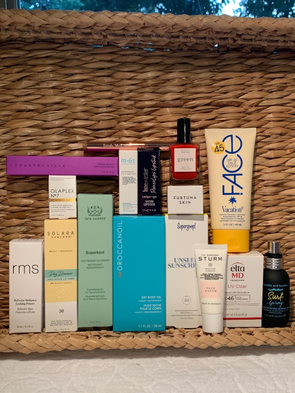NWT beauty selfcare/skincare bundle w/ woven bag Elta MD, Sturm, RMS m-61